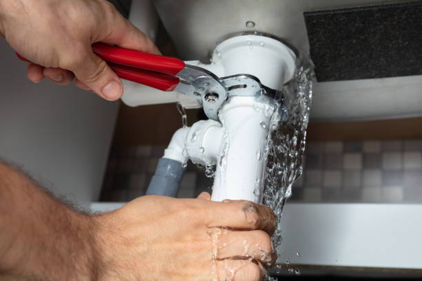 Best Basement water damage restoration  in Hillcrest, CA
